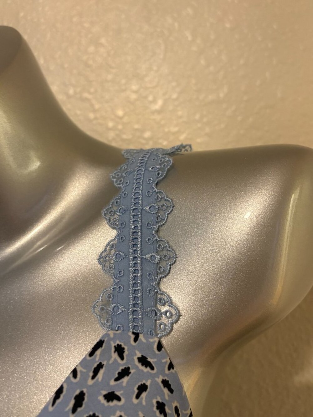Nordstrom Blouse Size Medium - Picture 4 of 5